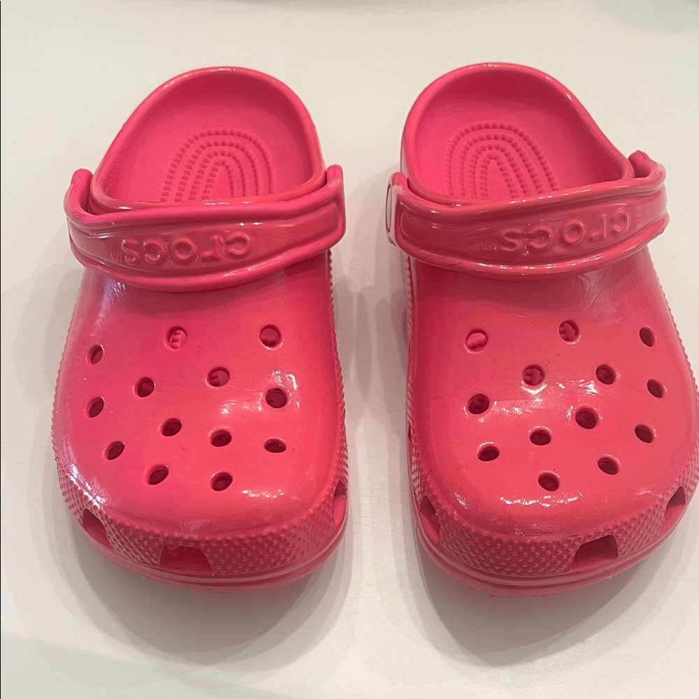 CROCS Kids Water Shoes - Bright Pink